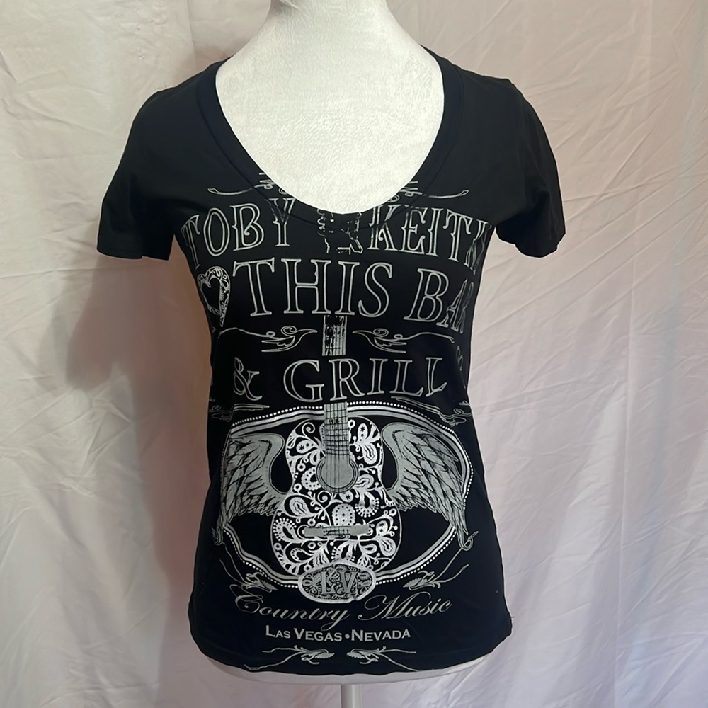NWT Toby Keith I Love This Bar Womens V-Neck Small